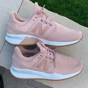 NWOT New Balance 247 REVLite